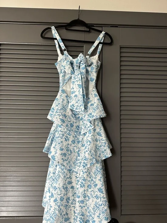 NWT Selfie Leslie Provence Bloom Tiered Midi Dress Floral Blue - Size small - Picture 8 of 9